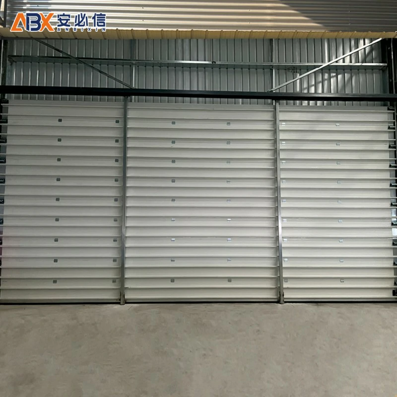 百色分段式提升门